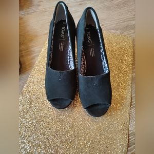 Tom's Peep Toe Black and Brown Wedges